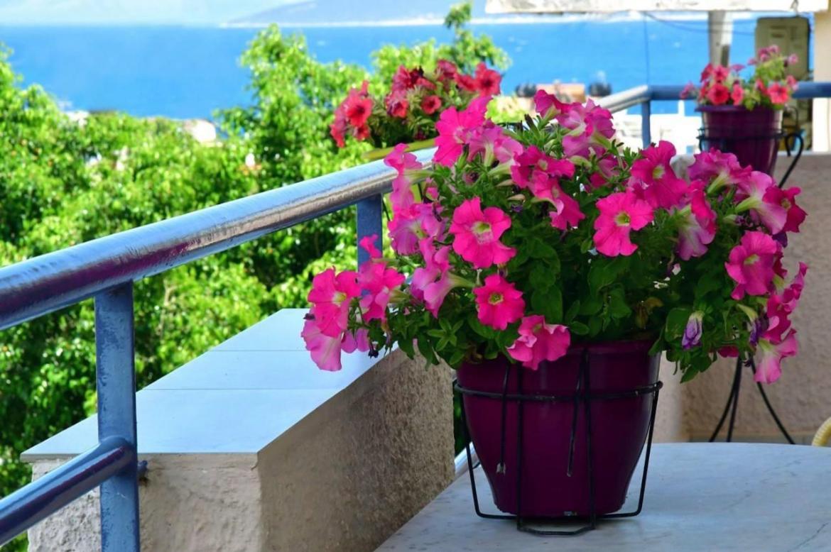 Konstantinos Apartments Tolo Bagian luar foto