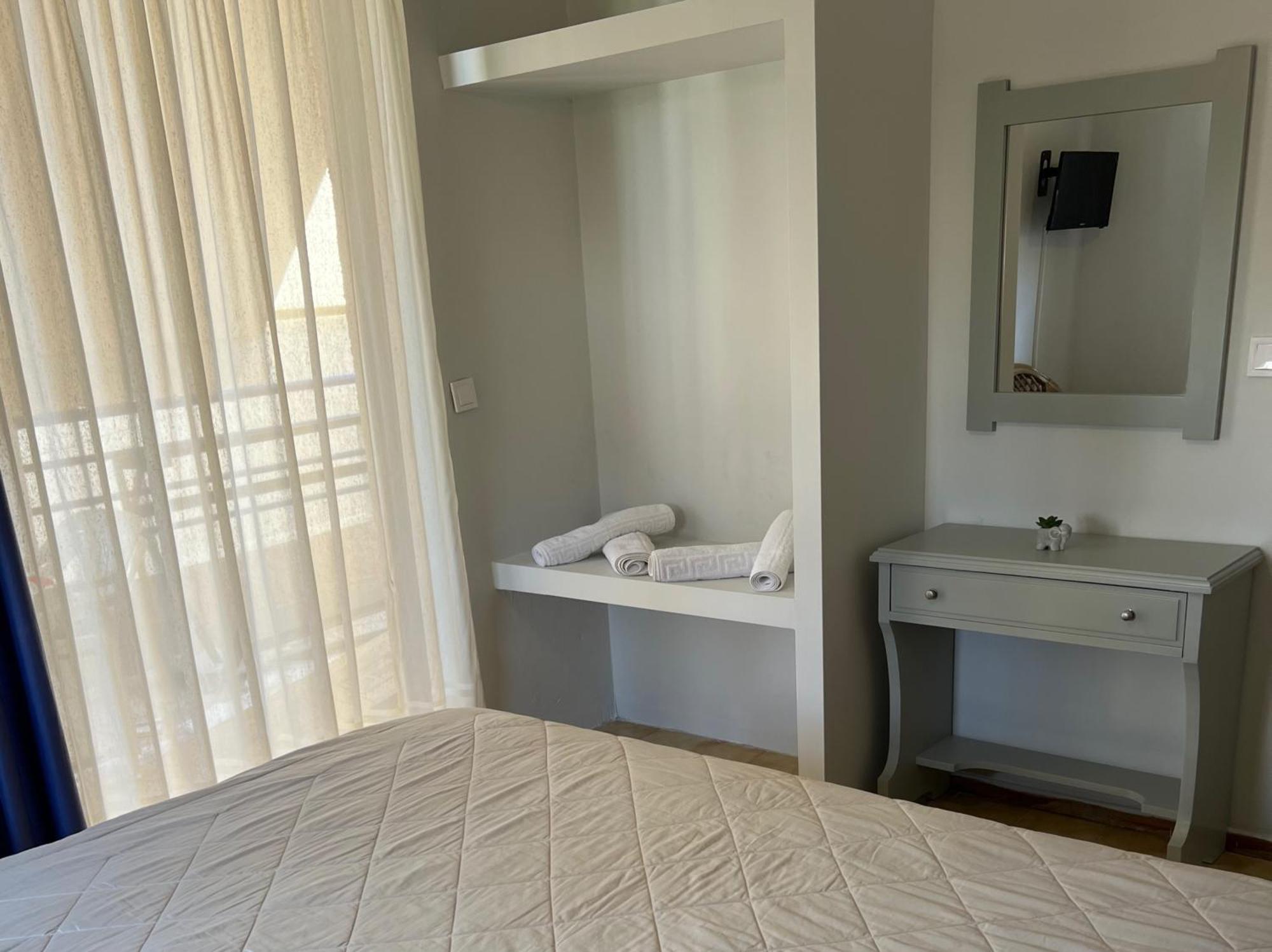 Konstantinos Apartments Tolo Bagian luar foto