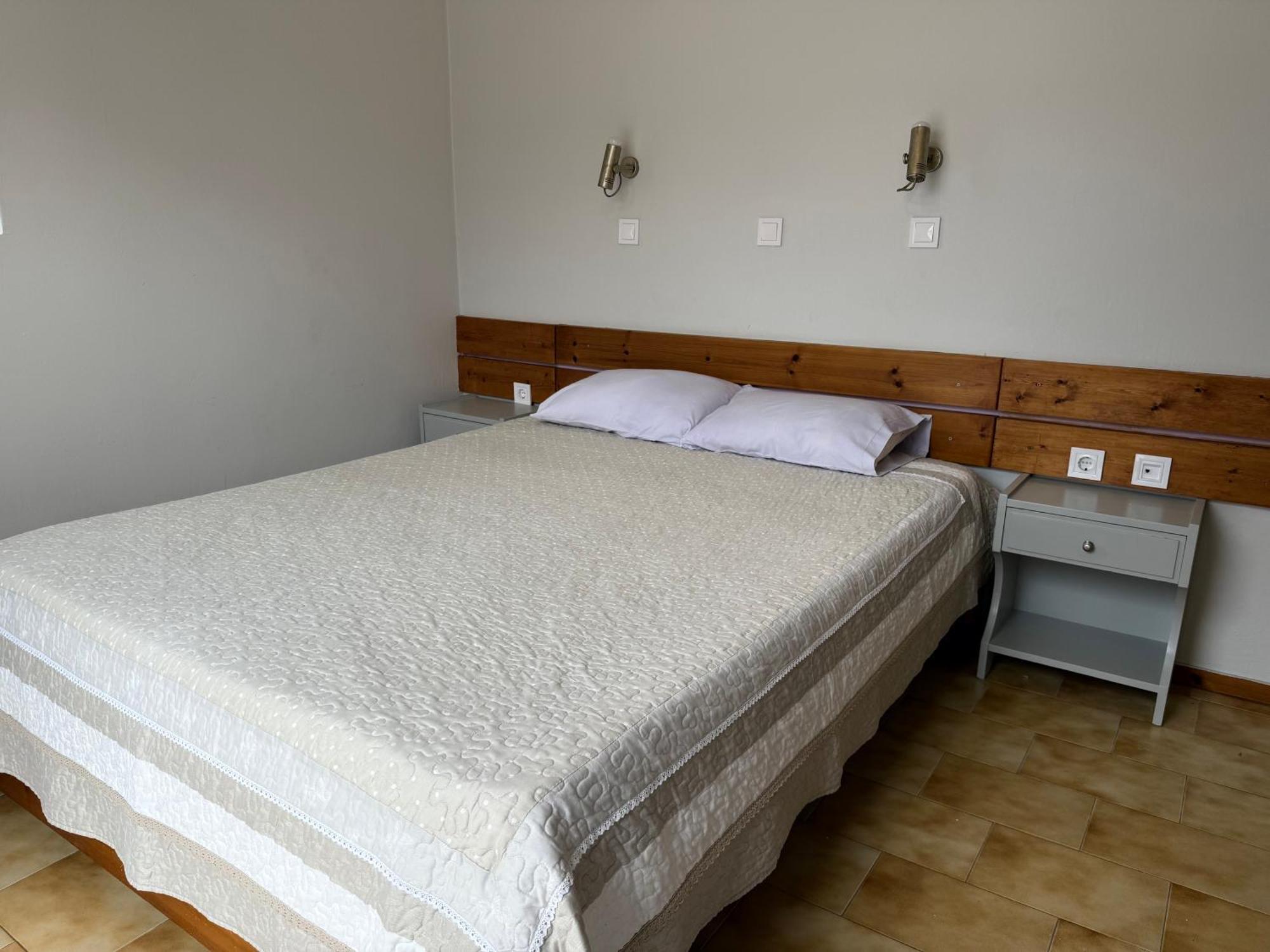 Konstantinos Apartments Tolo Bagian luar foto